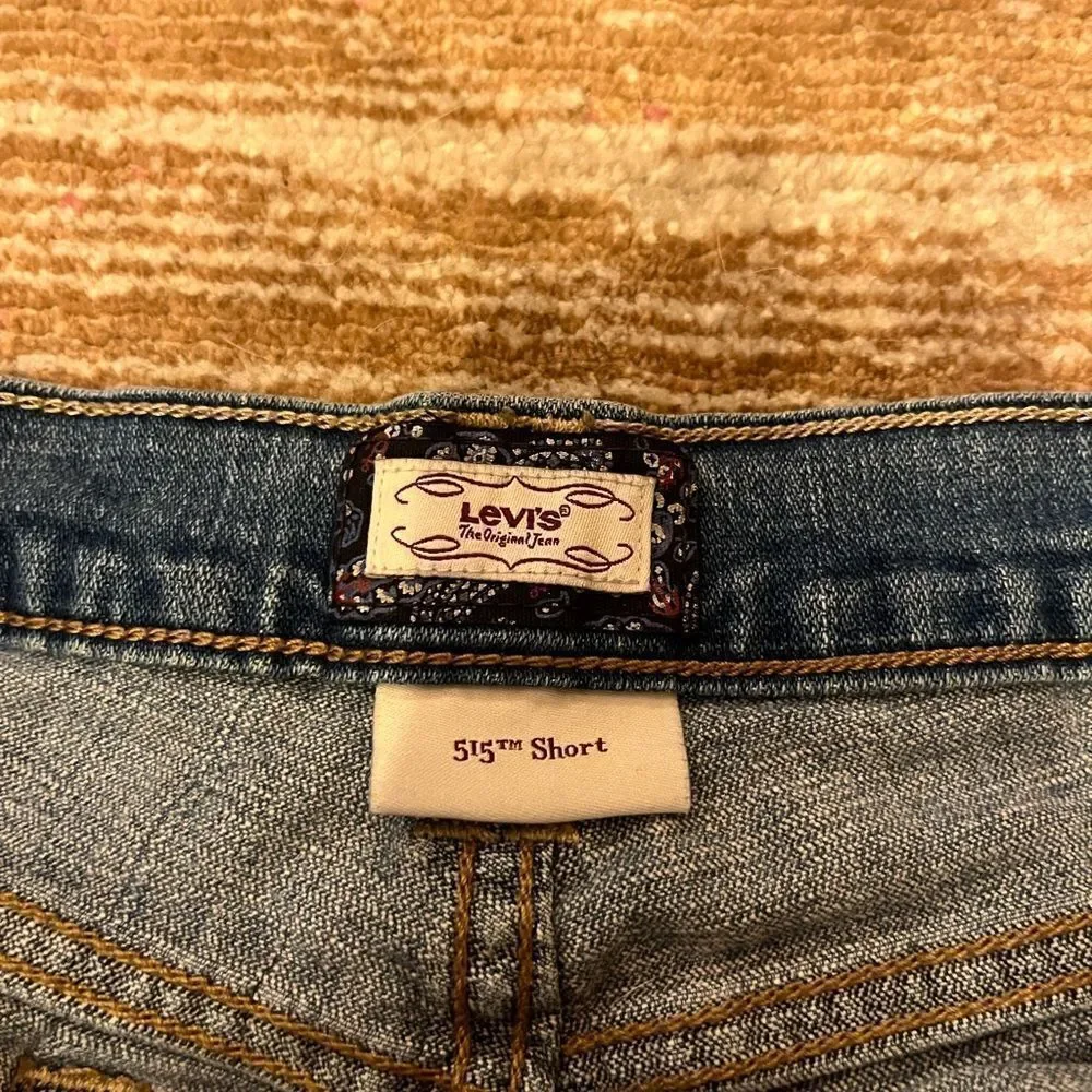 Vintage Levi’s denim shorts